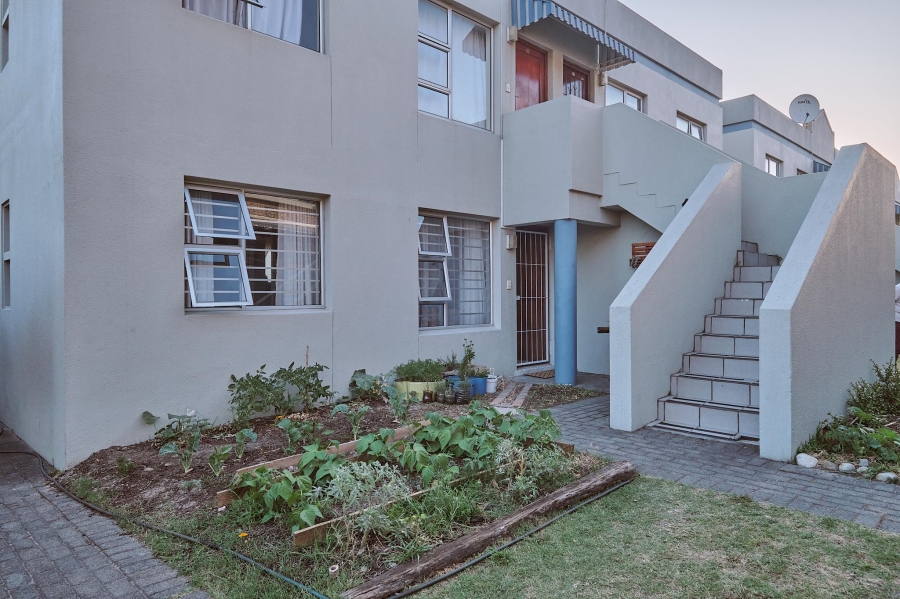 1 Bedroom Property for Sale in Ferndale Western Cape